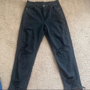 Black ripped mom jeans